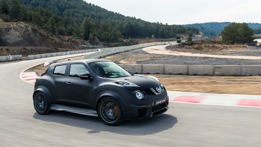 Nissan Juke-R 2.0