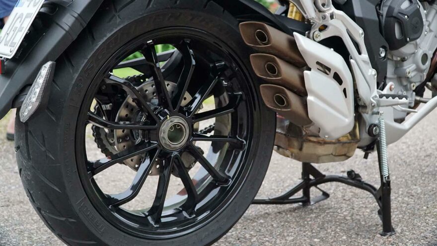MV Agusta Turismo Veloce 800