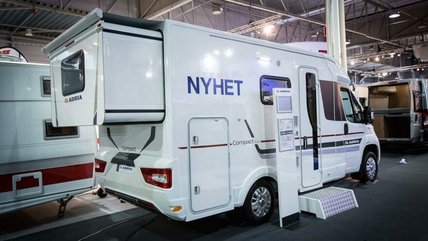 Lahti Caravan 2016 Adria Compact Plus SLS