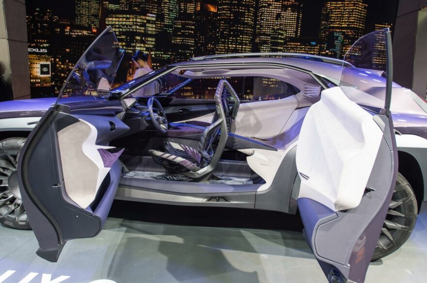 Pariisin konseptikattaus Lexus UX Concept