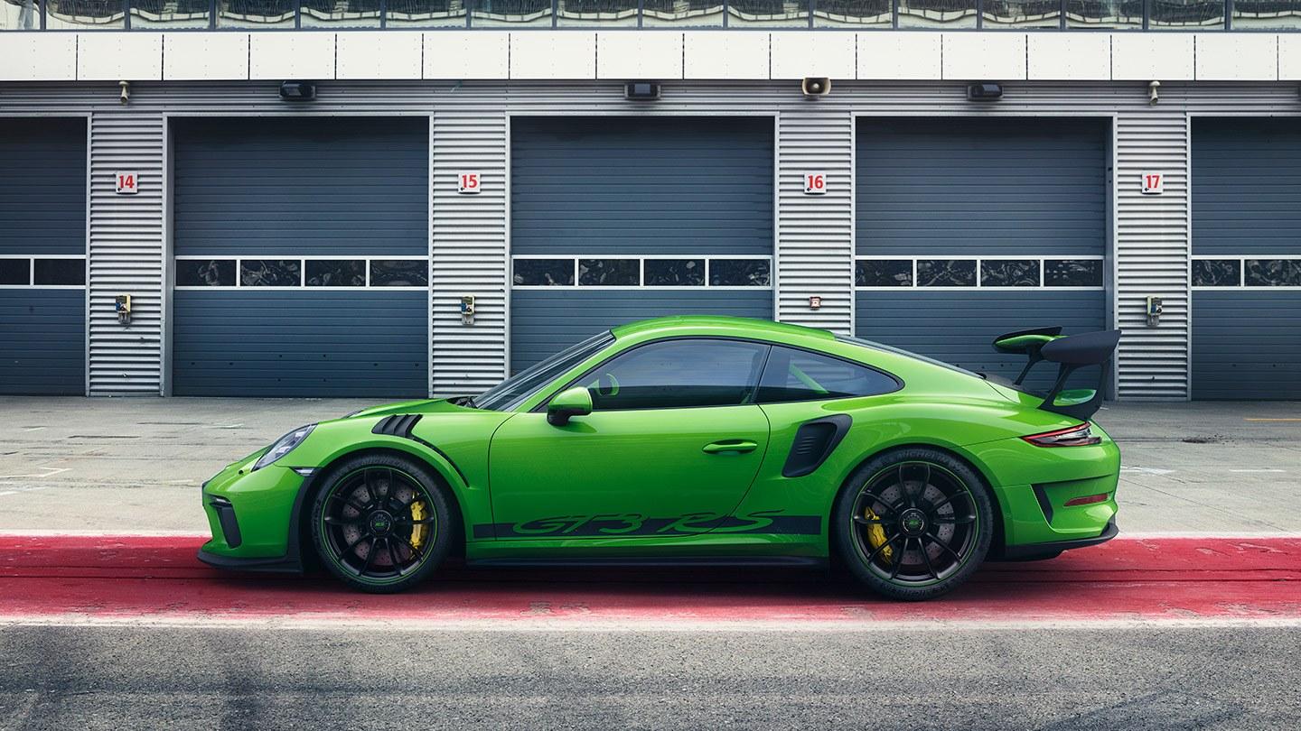 Enemmän, vähemmän ja rajummin: Porsche 911 GT3 RS