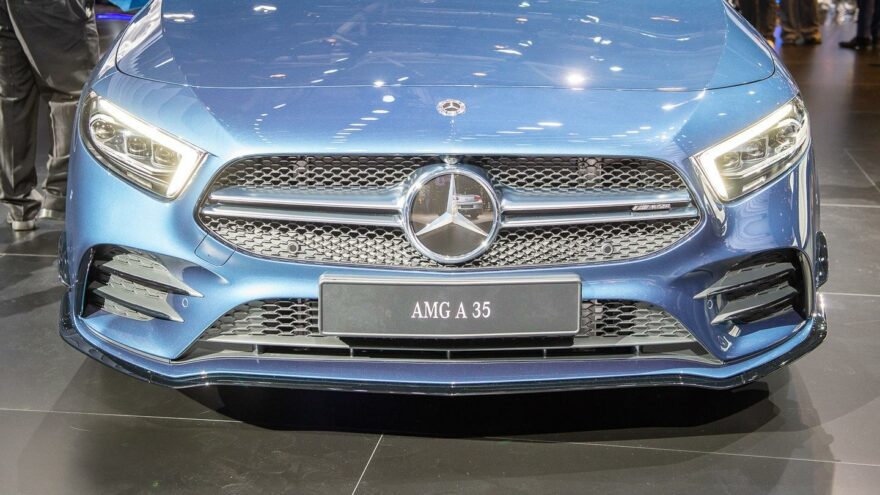 Mercedes-Benz A-sarjan uutuudet: porrasperä ja kuuma A 35