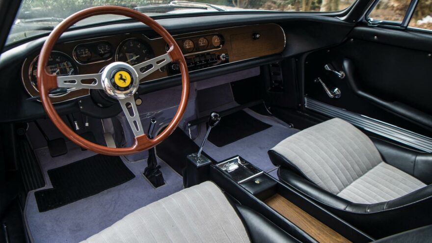 RM Sotheby's - Ferrari 275 GTB ohjaamo