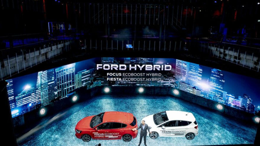 Ford kevythybridi Fiesta mHEV Focus mieto hybridi