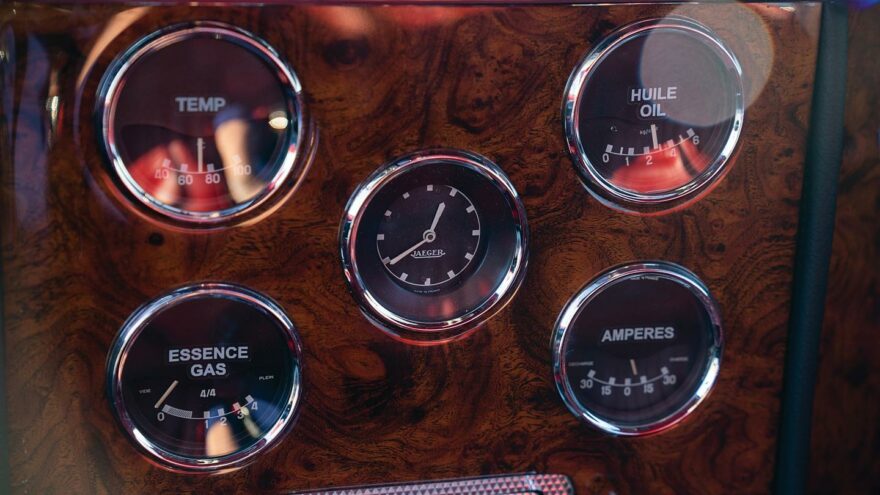 Facel Vega FVS Series 4 Sport Coupe gauges - Sotheby's