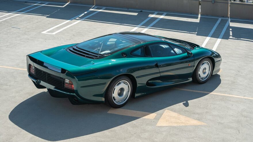 Jaguar XJ220 rear q - RM Sotheby's