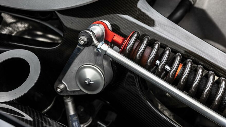 RM Sotheby's - Porsche Carrera GT suspension