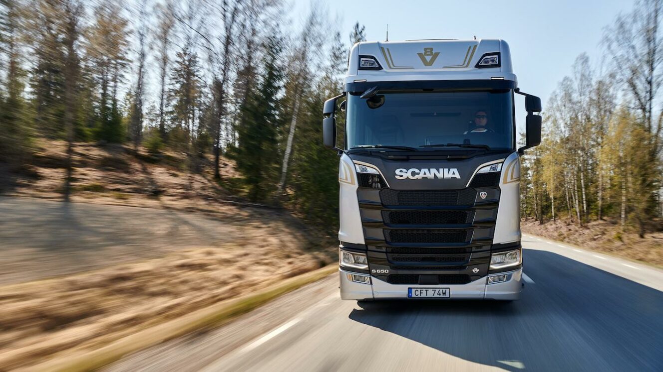 Scania V8 50th