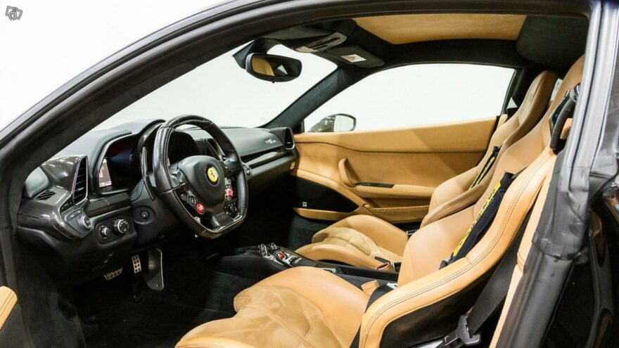 Ferrari 458 Novitec ohjaamo - Tori.fi