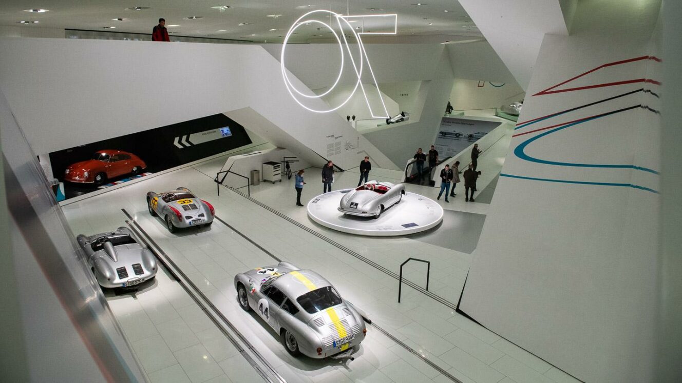 Hyvää museopäivää Porsche museo virtuaalikierros