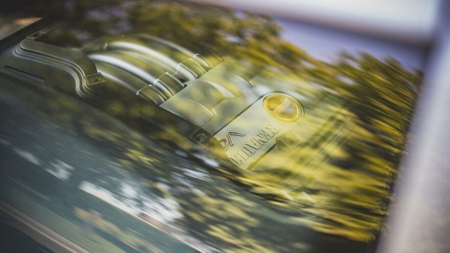 Renault Clio V6 Engine - The Market