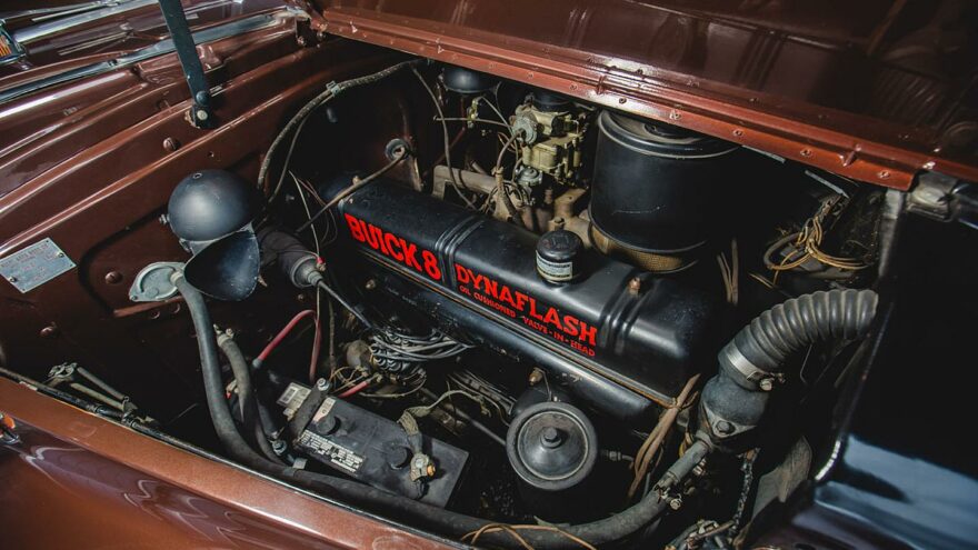 1940 Buick Super Estate Wagon engine - RM Sotheby's