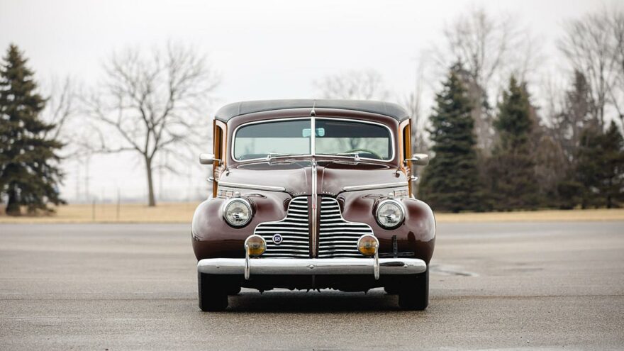 1940 Buick Super Estate Wagon front - RM Sotheby's