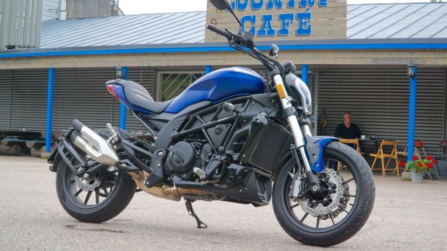 Benelli 502 C