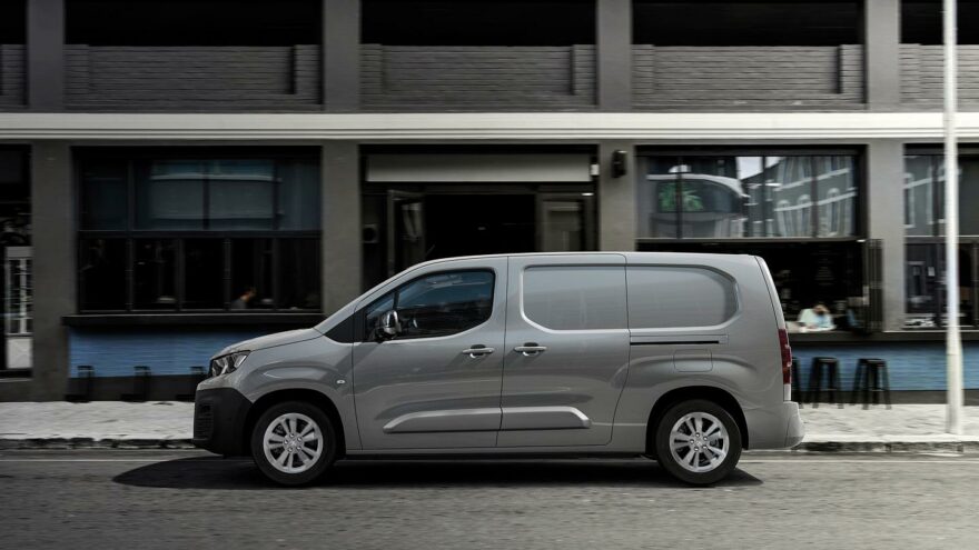 Peugeot e-Partner autoverottomana