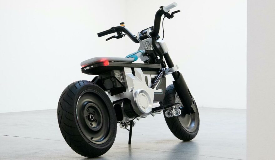 BMW CE 02 sähkökonsepti sähkömoottoripyörä sähköskootteri A1