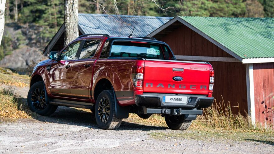 Ford Ranger Stormtrak avolava pickup