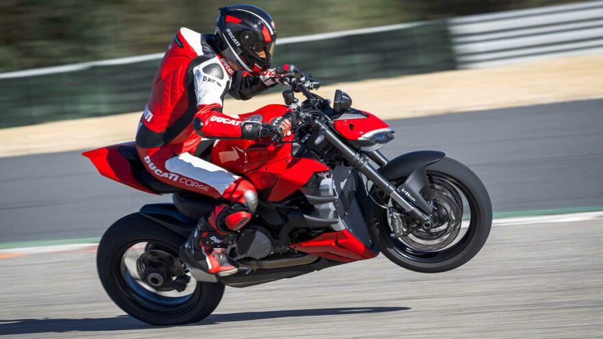 Ajoavustimet Ducati Streetfighter V2