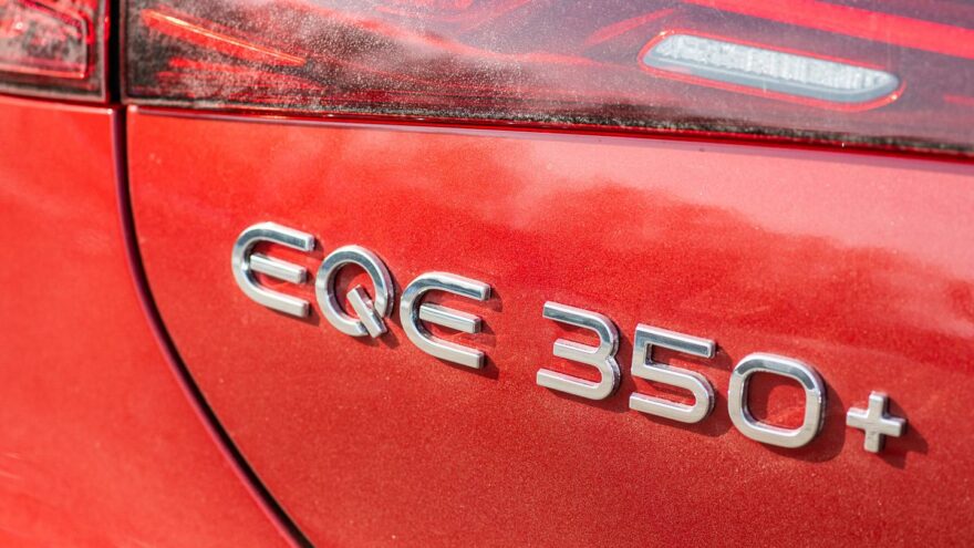 Mercedes-Benz EQE Mercedes-EQ sähköauto E-sarja taksi-Mersu