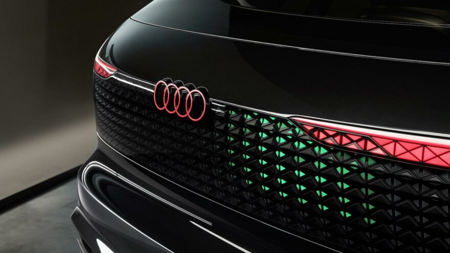 Audi Urbansphere concept sähköauto tila-auto konsepti autonominen itseajava