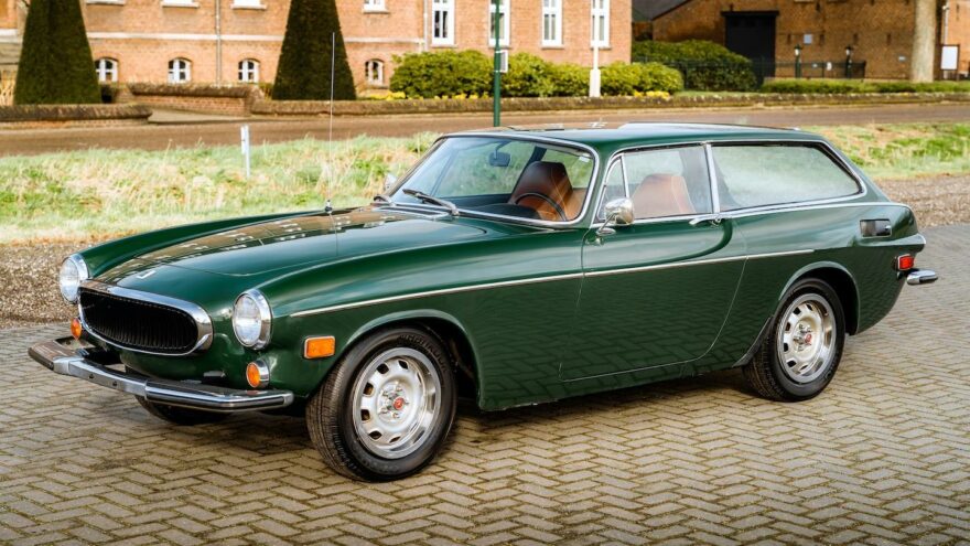 Volvo P1800ES Huutokauppahelmet klassikko