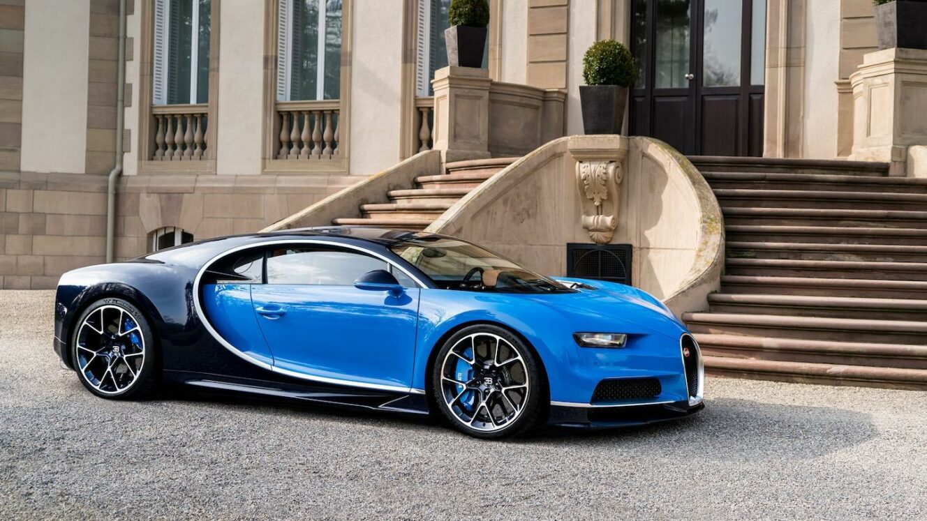 Bugatti Chiron NHTSA takaisinkutsu yksi auto ruuvi