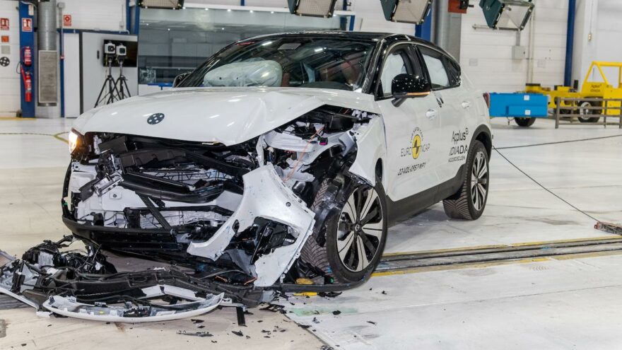 Volvo C40 Euro NCAP törmäystesti turvallisuus kolari onnettomuus testi