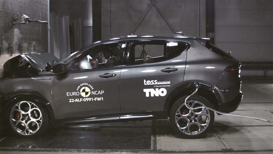 Alfa Romeo Tonale Euro NCAP törmäys koe testi