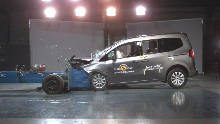 Mercedes-Benz T-sarja Citan Tourer Euro NCAP testi koe tulos törmäys