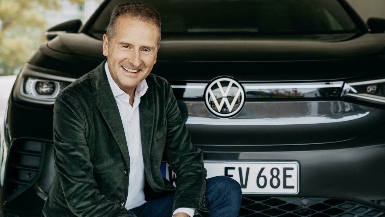 Volkswagen VW Herbert Diess toimitusjohtaja pääjohtaja vaihtuu ulos irtisanoutuu lähtee Oliver Blume