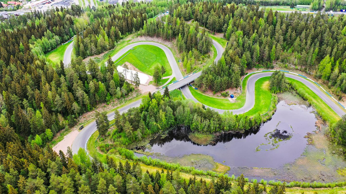 Suomen moottoriradat –videosarja esittelee kotimaan tärkeimmät  moottoriurheilupaikat