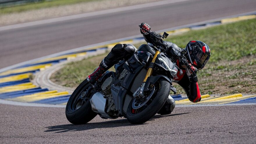 Ducati-Streetfighter-V4S