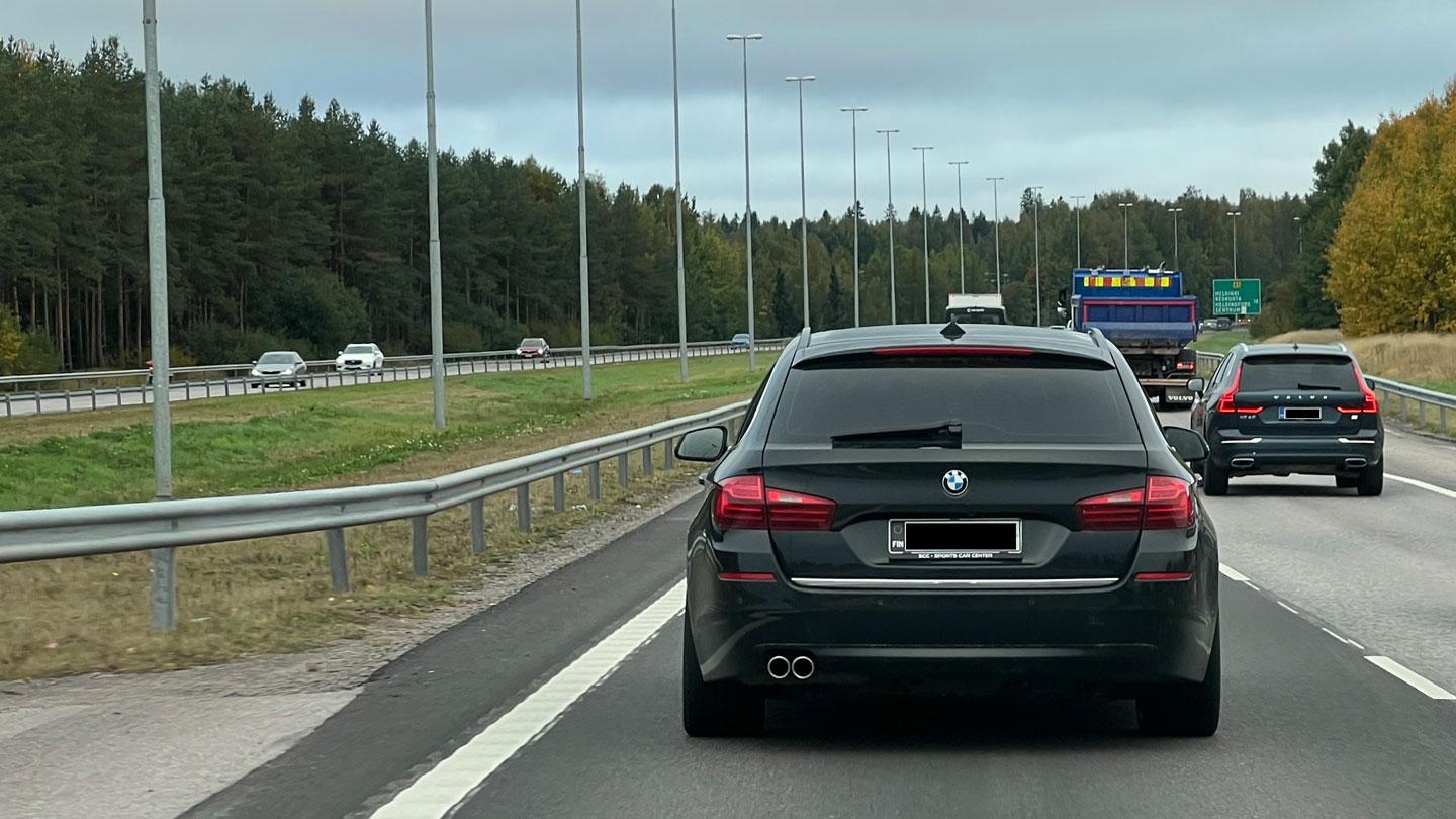 P iv n Kuva Muodikkaan Musta Rekisterikilpi Voi Tuoda Sakot P iv n Kuva Muodikkaan Musta Rekisterikilpi Voi Tuoda Sakot