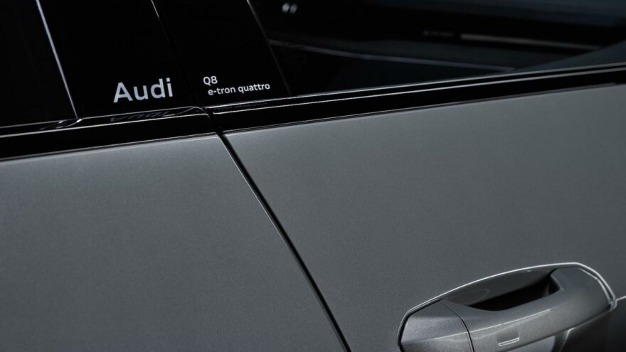 Audi Q8 E-tron Q8 SQ8 Sportback Audi e-tron sähköauto facelift
