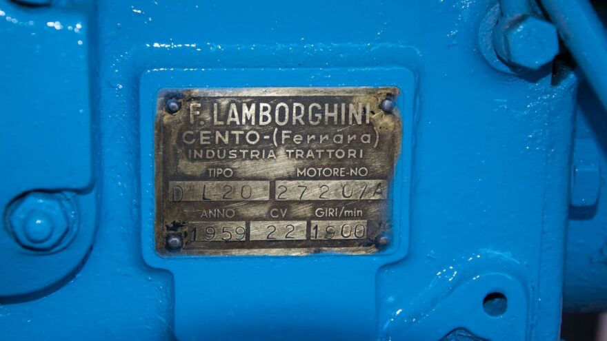 Lamborghini DL20 'R1' traktori huutokauppa helmi maatalous klassikko museo