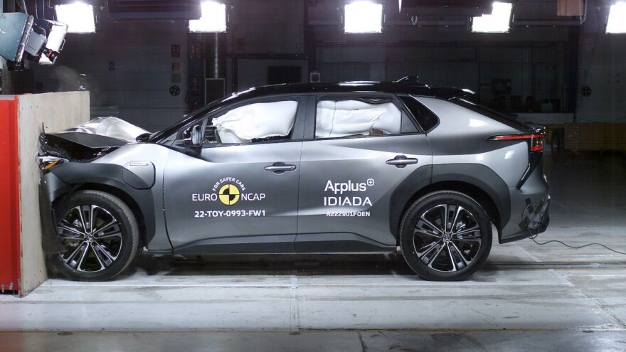 Euro NCAP törmäys testi turvallisuus Toyota bZ4X sähköauto