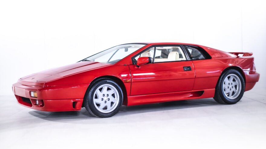 Lotus Esprit Turbo SE huutokauppa