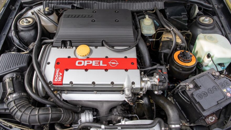 Opel Calibra Turbo huutokauppa youngtimer