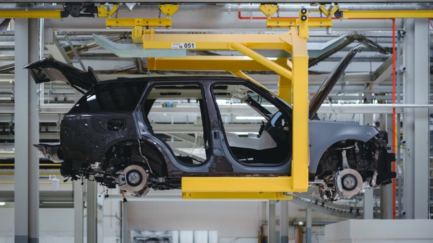 Jaguar Land Rover Reimagined sähkö tulevaisuus investointi
