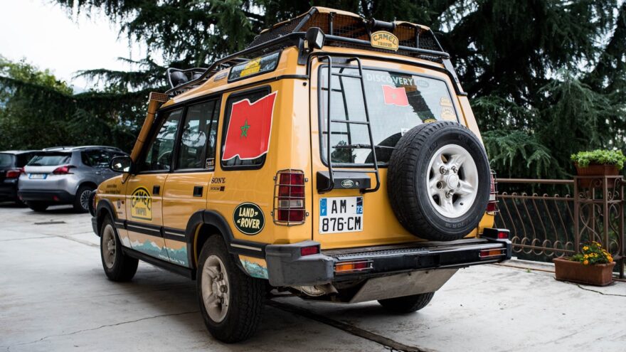 Land Rover Discovery Camel Trophy huutokauppa