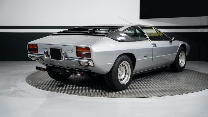 Lamborghini Urraco huutokauppa