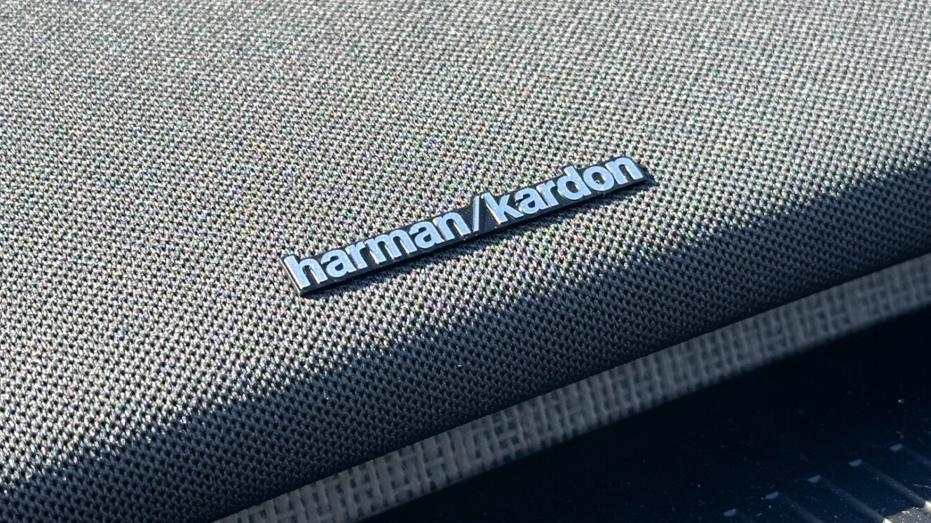 Volvo EX30 käyttötesti Harman Kardon