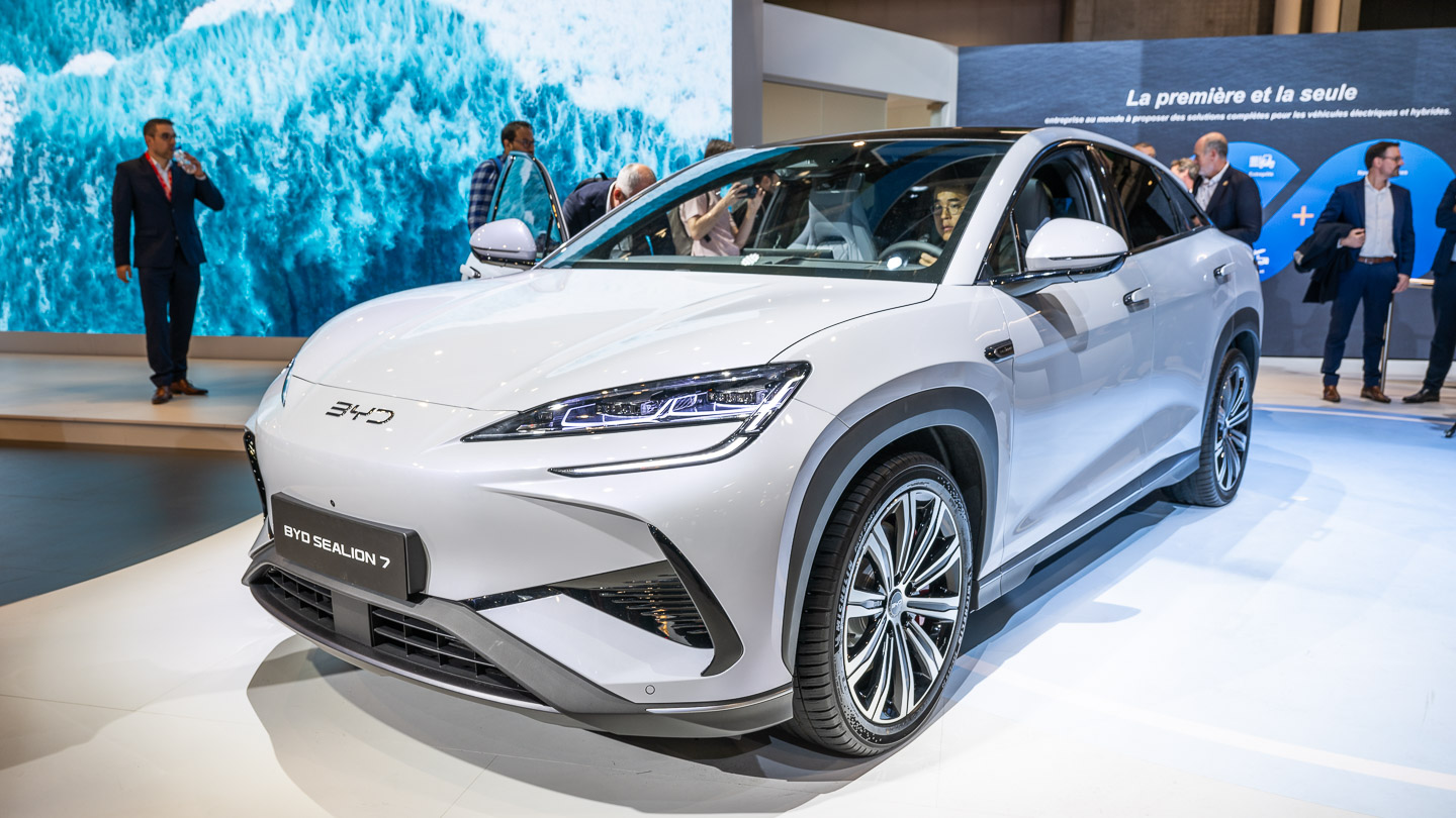 BYD Sealion 7
