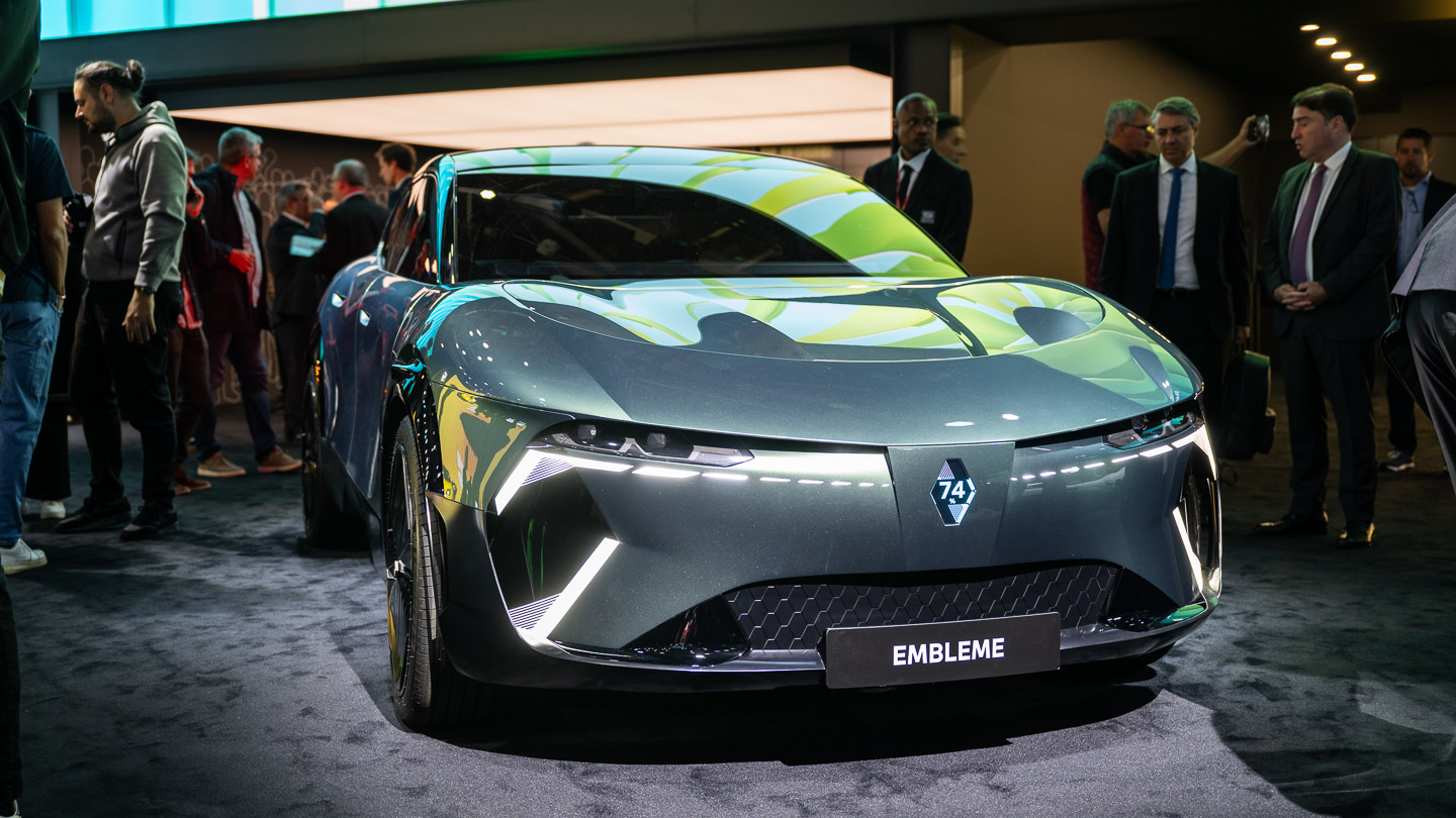 Renault Embleme Pariisi