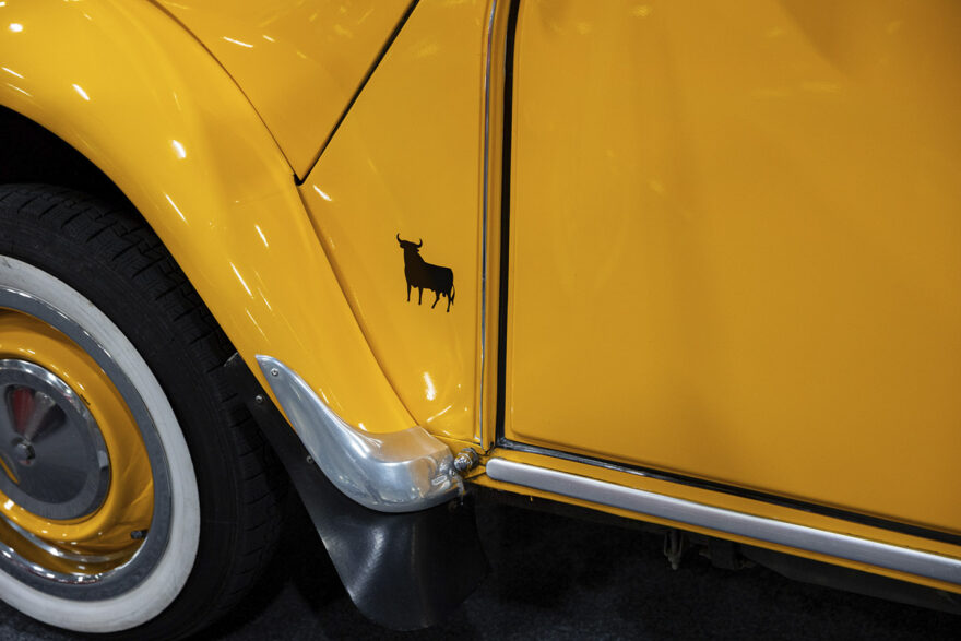 Classic Motorshow omistaijen helmet