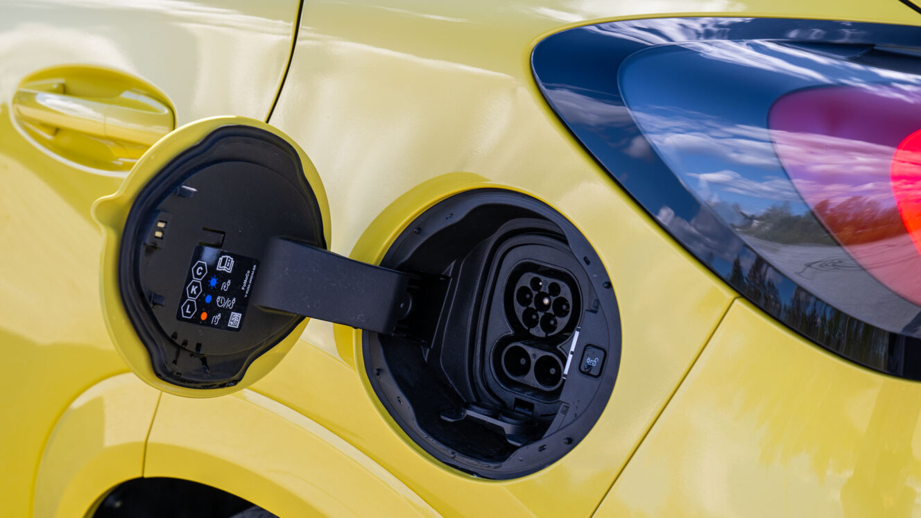 Ford Puma Gen-E Premium sähköauto 