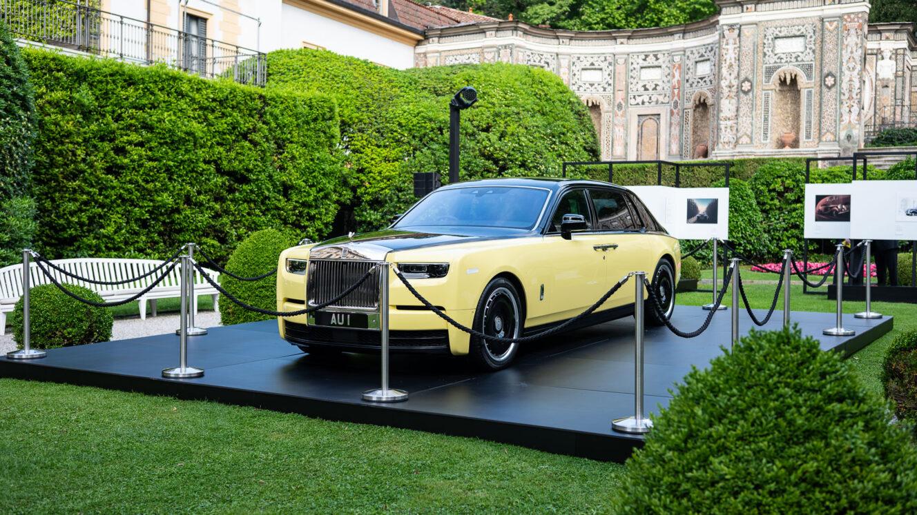 Rolls-Royce Phantom Extended James Bond Goldfinger Kultasormi 60 vuotta