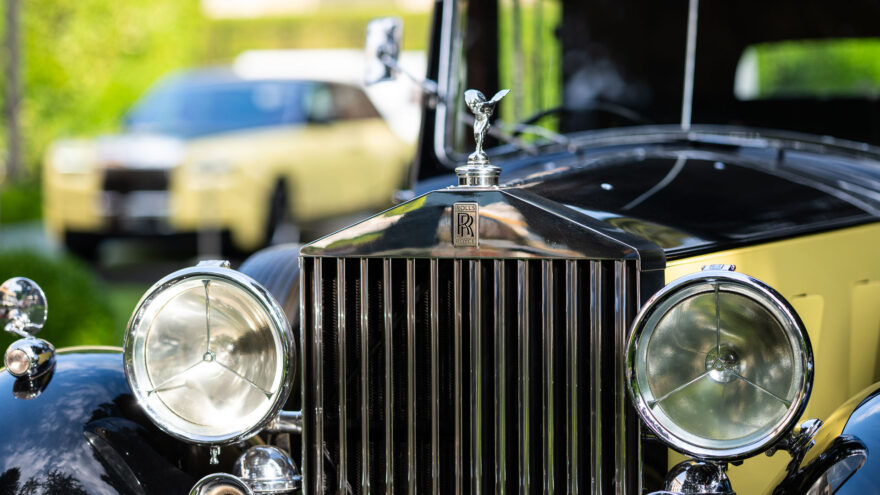 Rolls-Royce Phantom Extended James Bond Goldfinger Kultasormi 60 vuotta
