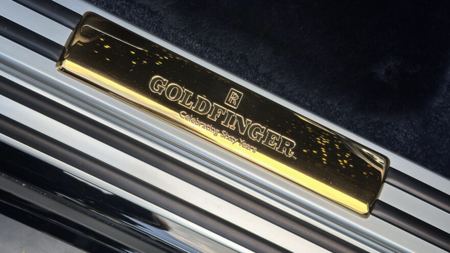 Rolls-Royce Phantom Extended James Bond Goldfinger Kultasormi 60 vuotta