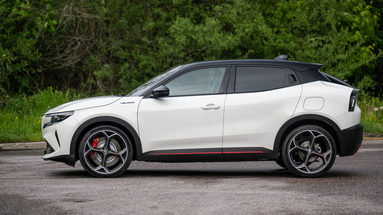 Alfa Romeo Junior Veloce sähköauto